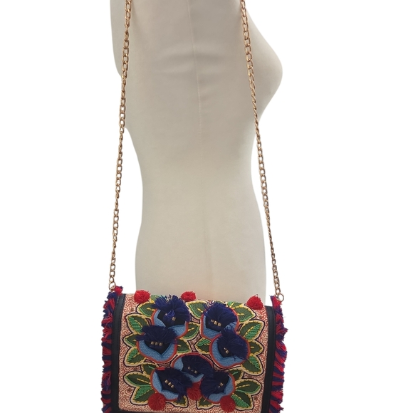 Tori BURCH Embroidered Multicolor Fringe Bag PURSE flaw - Picture 5 of 17
